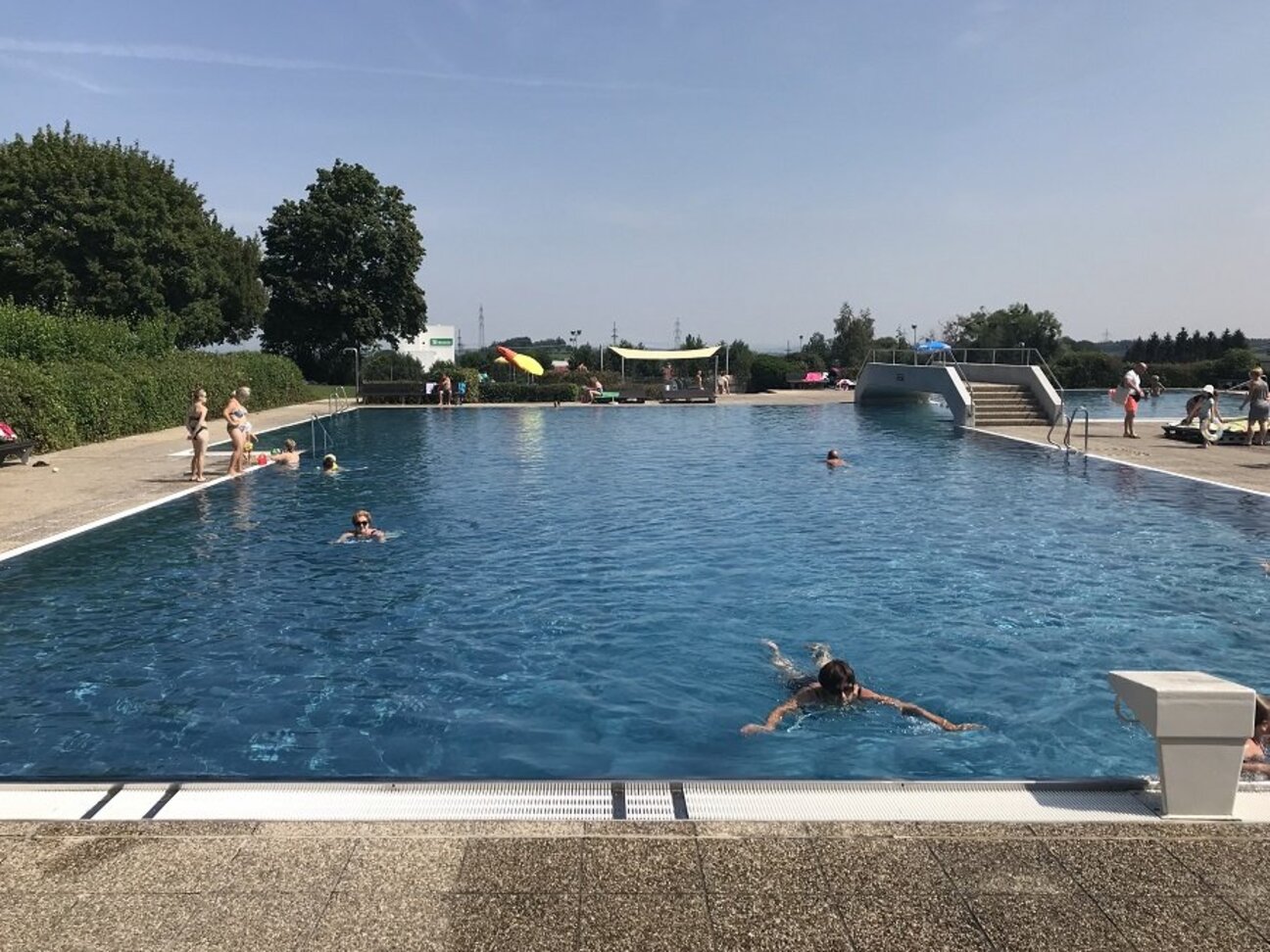 7_Freibad-Haag-am-Hausruck-900x675-1